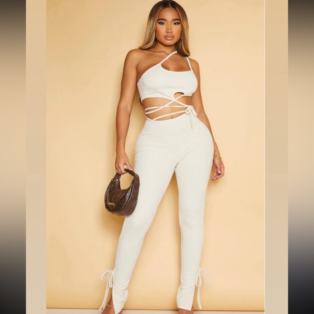 Beige Two Piece Leggings With Slit Set